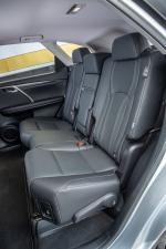 Lexus RX450hL 2018 года (UK)